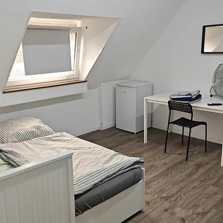 Rest-In-Muelheim Apartment Cologne Exterior photo